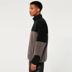 OAKLEY WANDERLUST RC BLACK FORGED IRON 23 -Columbia || Millet || The North Face Sales 9 119016 wanderlust rc black forged iron foa403727 9hv 05